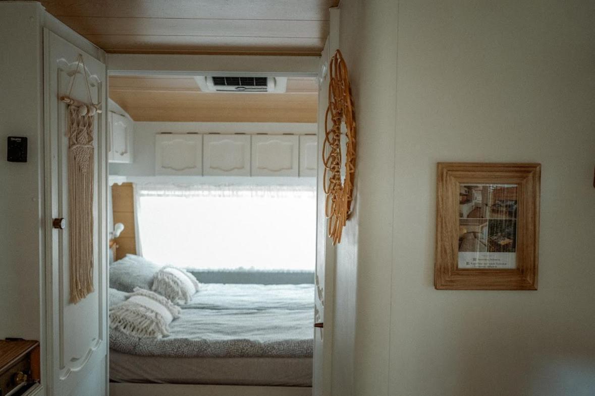 Каравана Бохемия TTchernomorets Extérieur photo